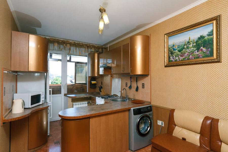 Apartment On Volodymirska 73 Street キエフ エクステリア 写真